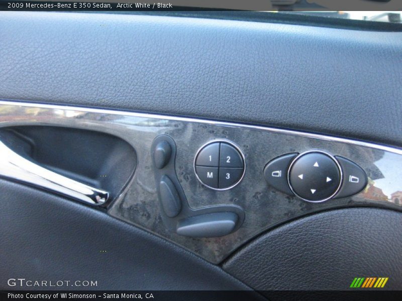 Arctic White / Black 2009 Mercedes-Benz E 350 Sedan