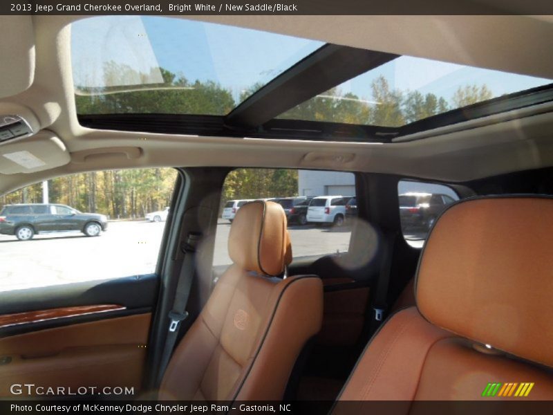 Bright White / New Saddle/Black 2013 Jeep Grand Cherokee Overland