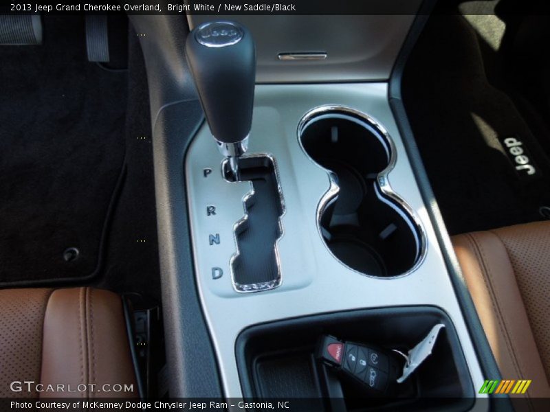 Bright White / New Saddle/Black 2013 Jeep Grand Cherokee Overland