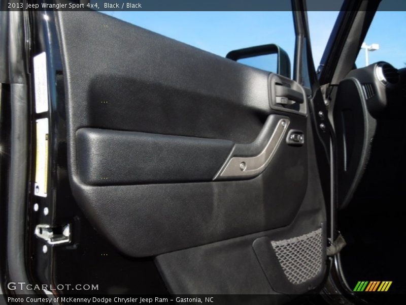 Black / Black 2013 Jeep Wrangler Sport 4x4