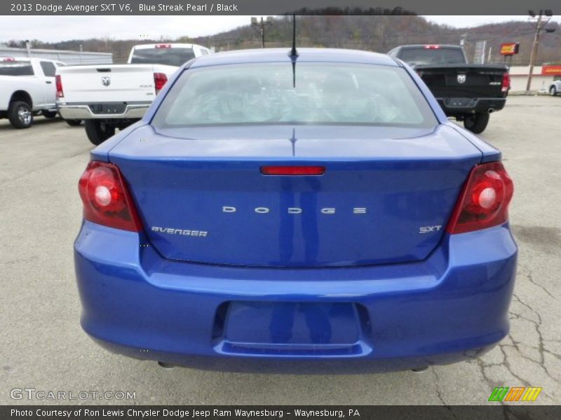 Blue Streak Pearl / Black 2013 Dodge Avenger SXT V6