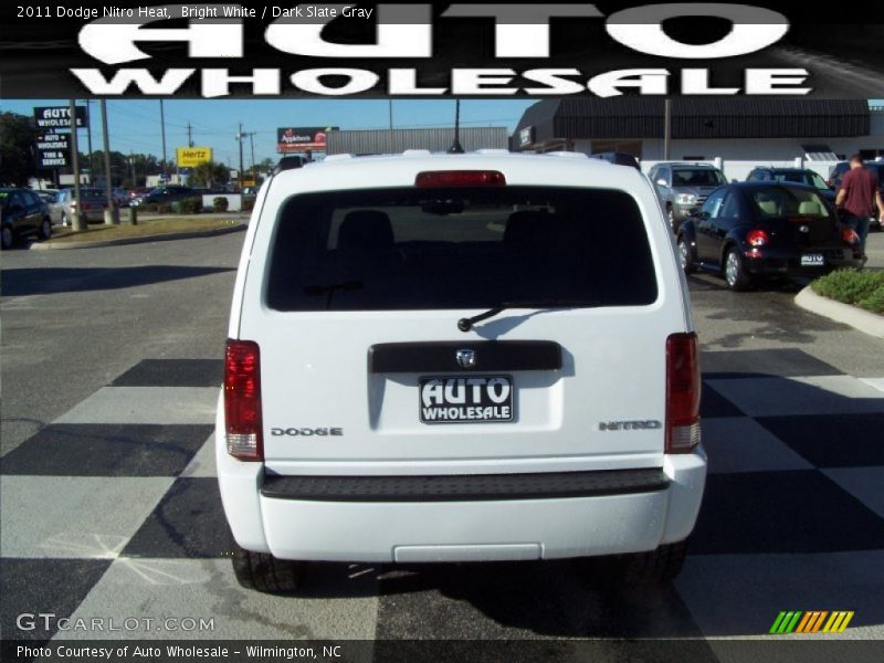 Bright White / Dark Slate Gray 2011 Dodge Nitro Heat