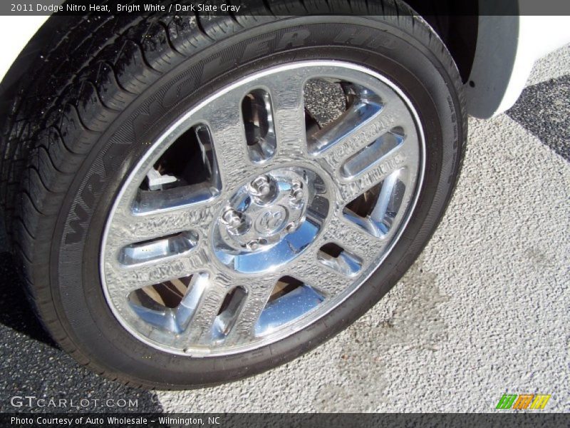 Bright White / Dark Slate Gray 2011 Dodge Nitro Heat