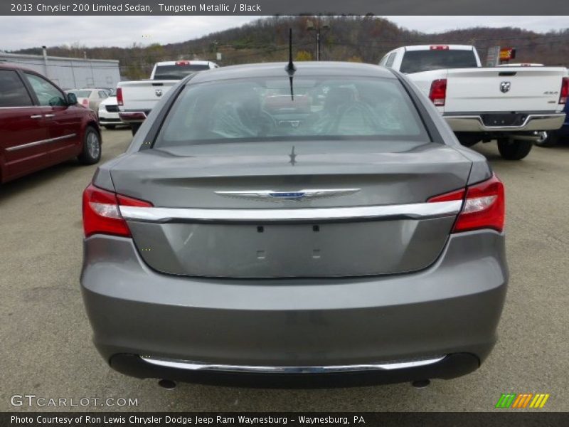 Tungsten Metallic / Black 2013 Chrysler 200 Limited Sedan
