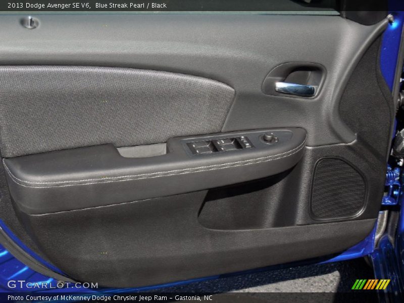 Blue Streak Pearl / Black 2013 Dodge Avenger SE V6