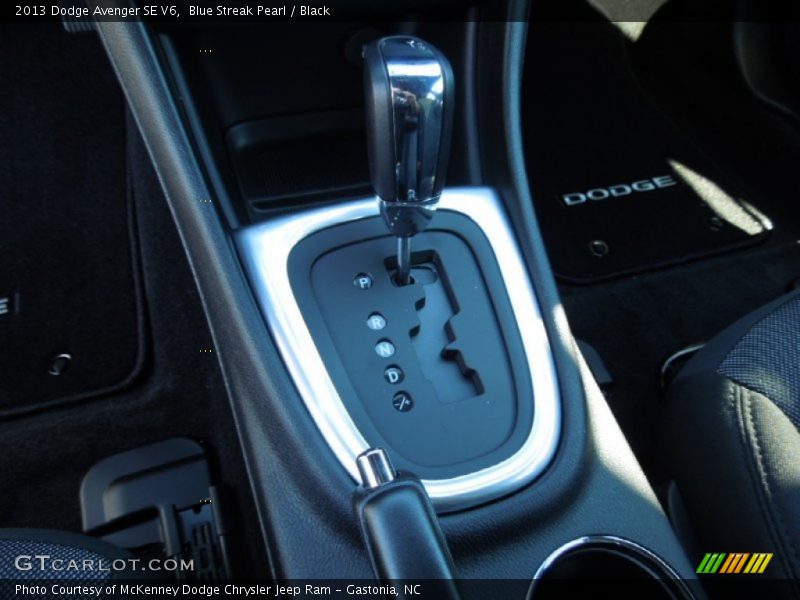 Blue Streak Pearl / Black 2013 Dodge Avenger SE V6