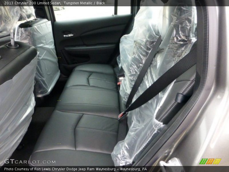 Tungsten Metallic / Black 2013 Chrysler 200 Limited Sedan