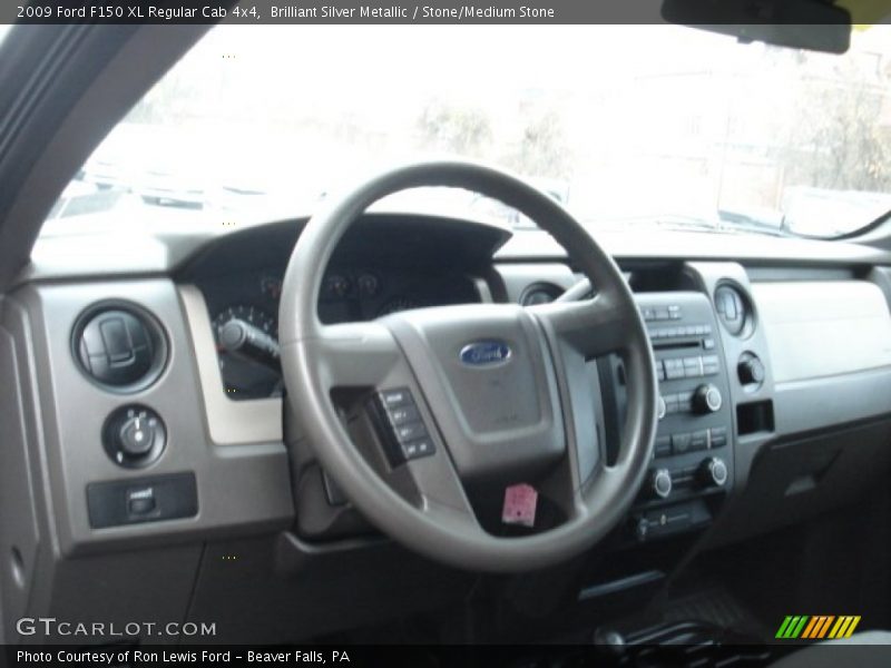 Brilliant Silver Metallic / Stone/Medium Stone 2009 Ford F150 XL Regular Cab 4x4