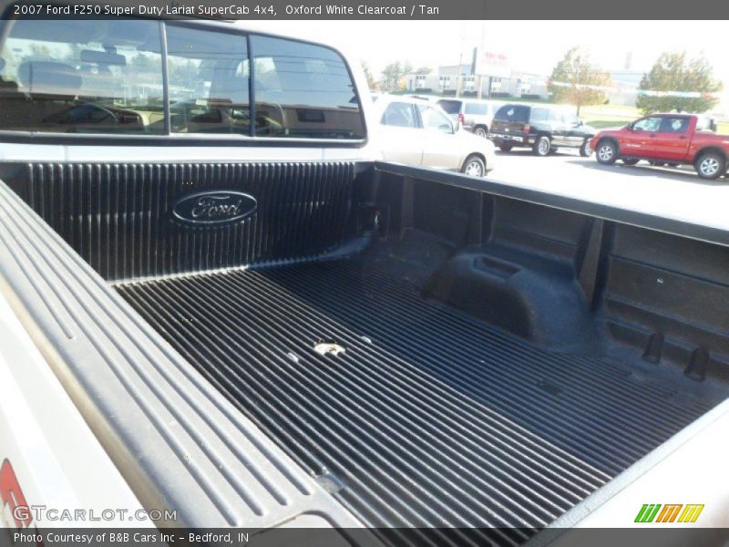 Oxford White Clearcoat / Tan 2007 Ford F250 Super Duty Lariat SuperCab 4x4