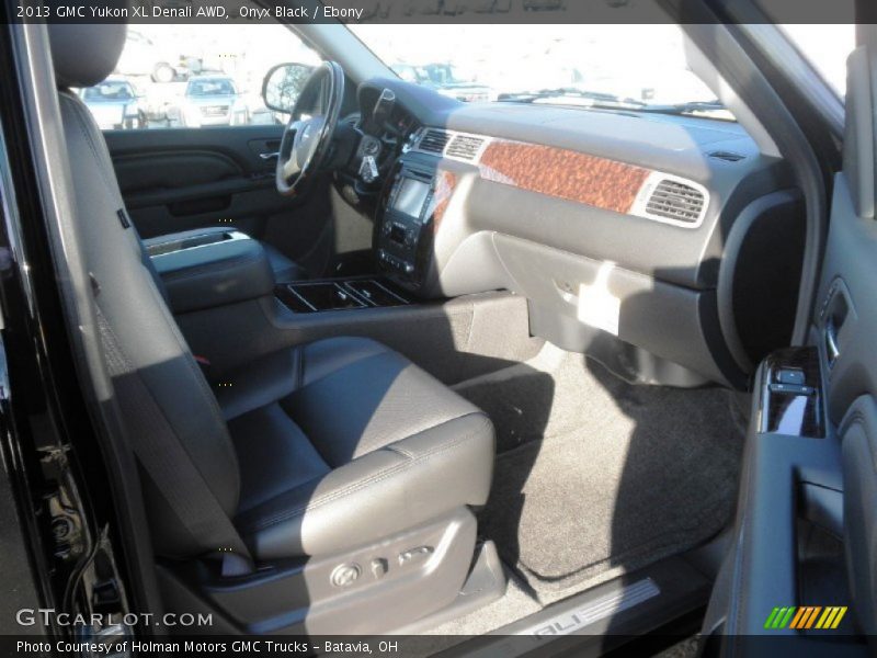 Onyx Black / Ebony 2013 GMC Yukon XL Denali AWD