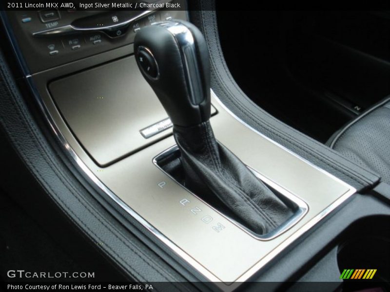 Ingot Silver Metallic / Charcoal Black 2011 Lincoln MKX AWD
