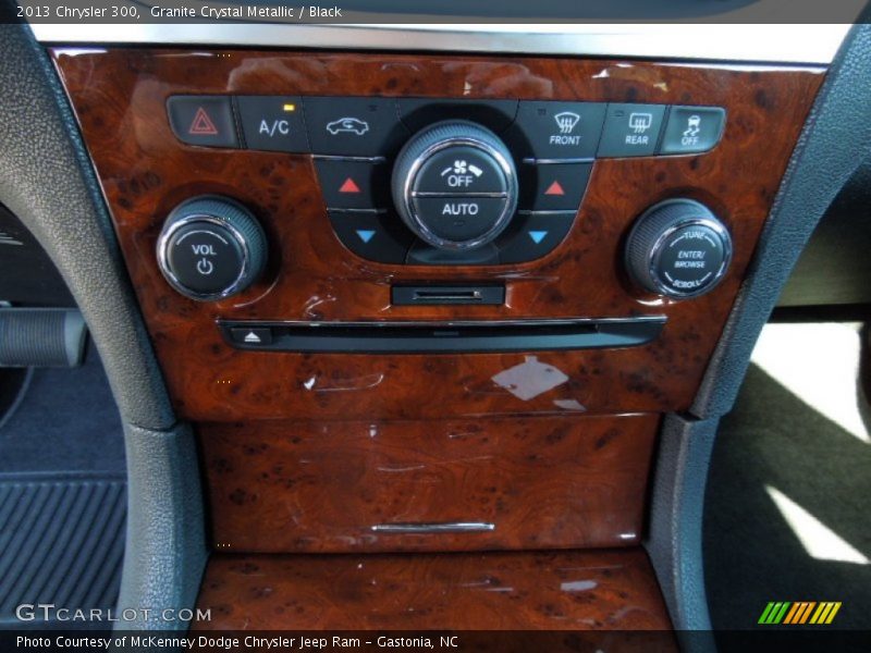 Granite Crystal Metallic / Black 2013 Chrysler 300