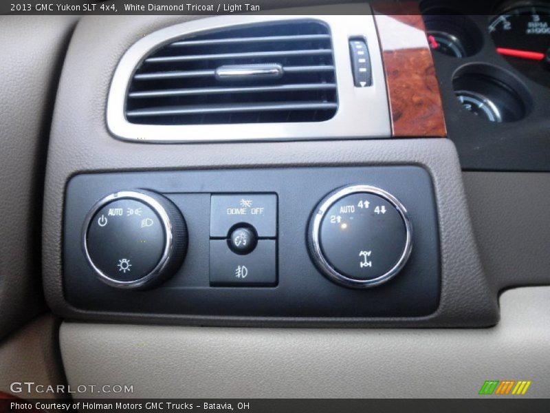 White Diamond Tricoat / Light Tan 2013 GMC Yukon SLT 4x4