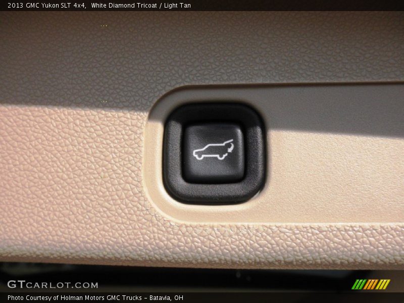 White Diamond Tricoat / Light Tan 2013 GMC Yukon SLT 4x4