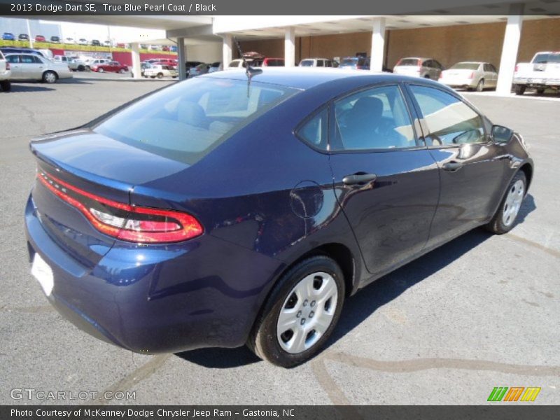 True Blue Pearl Coat / Black 2013 Dodge Dart SE