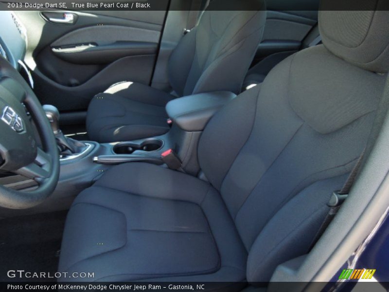 True Blue Pearl Coat / Black 2013 Dodge Dart SE