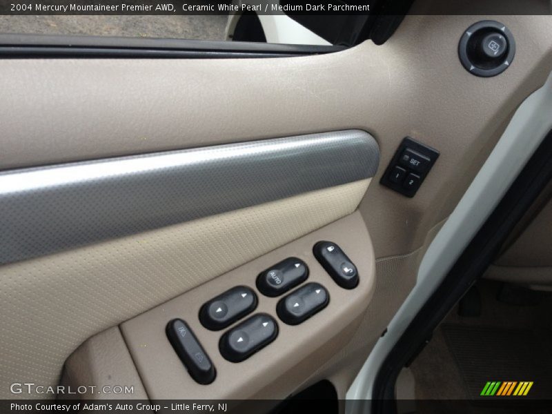 Ceramic White Pearl / Medium Dark Parchment 2004 Mercury Mountaineer Premier AWD