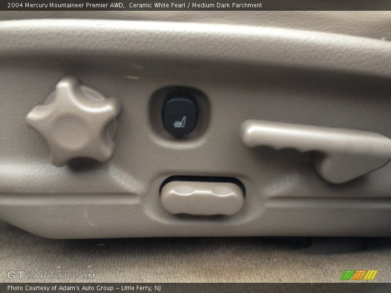 Ceramic White Pearl / Medium Dark Parchment 2004 Mercury Mountaineer Premier AWD