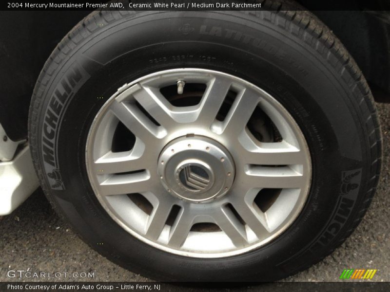 Ceramic White Pearl / Medium Dark Parchment 2004 Mercury Mountaineer Premier AWD