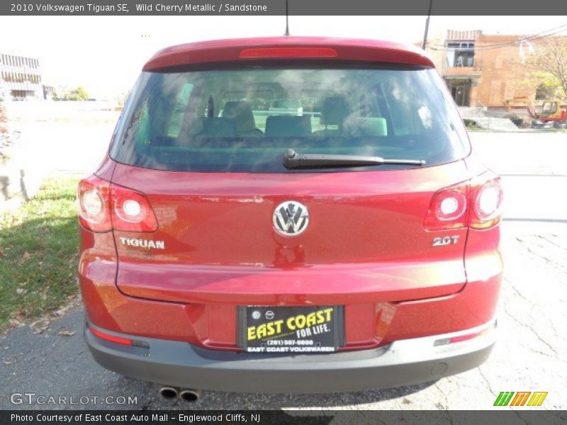 Wild Cherry Metallic / Sandstone 2010 Volkswagen Tiguan SE