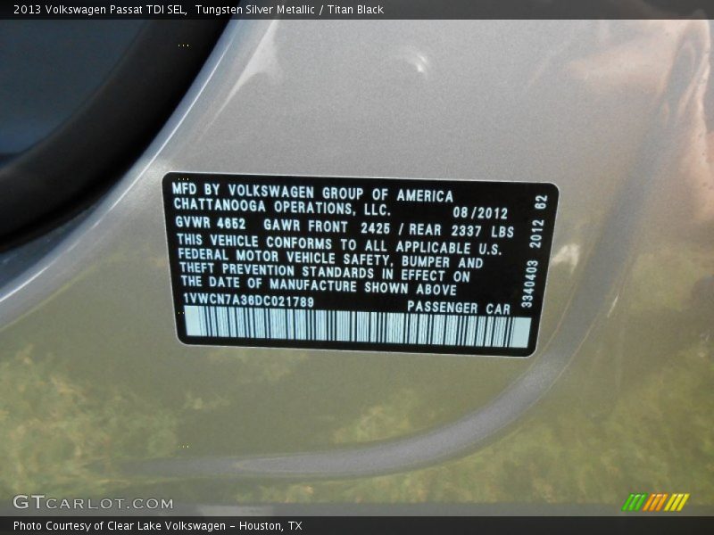 Tungsten Silver Metallic / Titan Black 2013 Volkswagen Passat TDI SEL