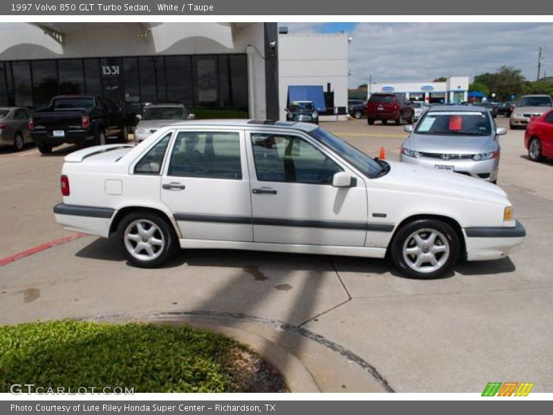 White / Taupe 1997 Volvo 850 GLT Turbo Sedan