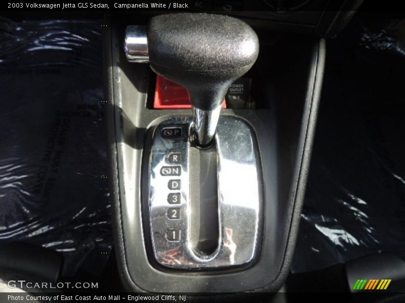 Campanella White / Black 2003 Volkswagen Jetta GLS Sedan