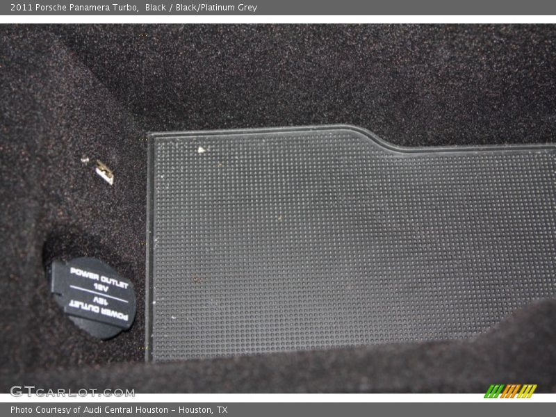 Black / Black/Platinum Grey 2011 Porsche Panamera Turbo