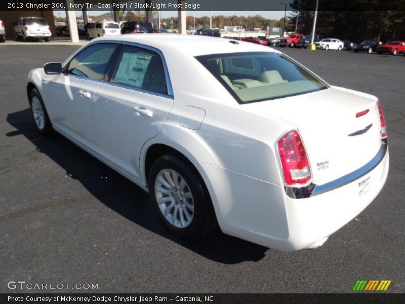 Ivory Tri-Coat Pearl / Black/Light Frost Beige 2013 Chrysler 300