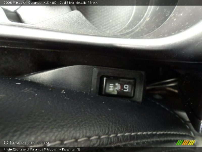 Cool Silver Metallic / Black 2008 Mitsubishi Outlander XLS 4WD