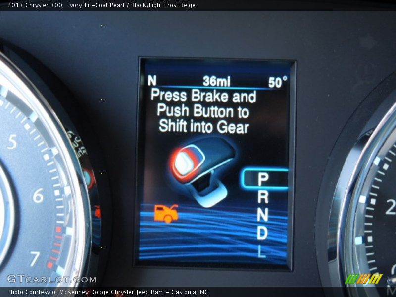 Ivory Tri-Coat Pearl / Black/Light Frost Beige 2013 Chrysler 300