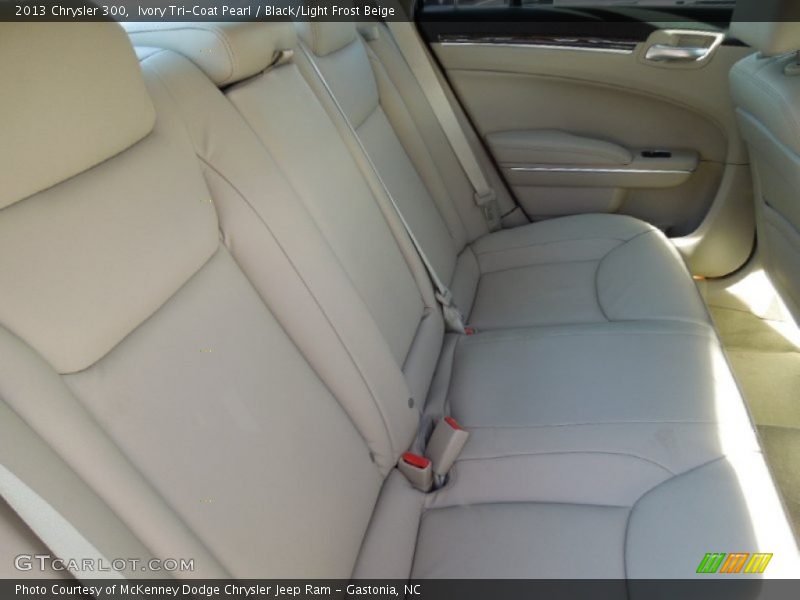 Ivory Tri-Coat Pearl / Black/Light Frost Beige 2013 Chrysler 300