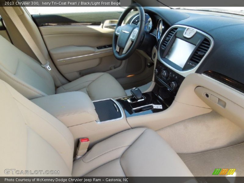 Ivory Tri-Coat Pearl / Black/Light Frost Beige 2013 Chrysler 300