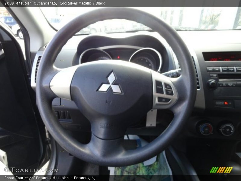 Cool Silver Metallic / Black 2009 Mitsubishi Outlander ES