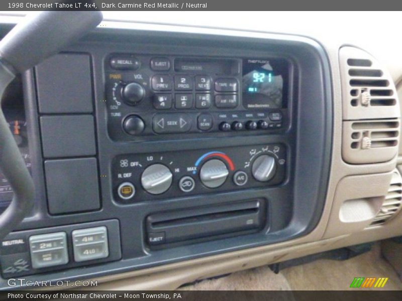 Controls of 1998 Tahoe LT 4x4