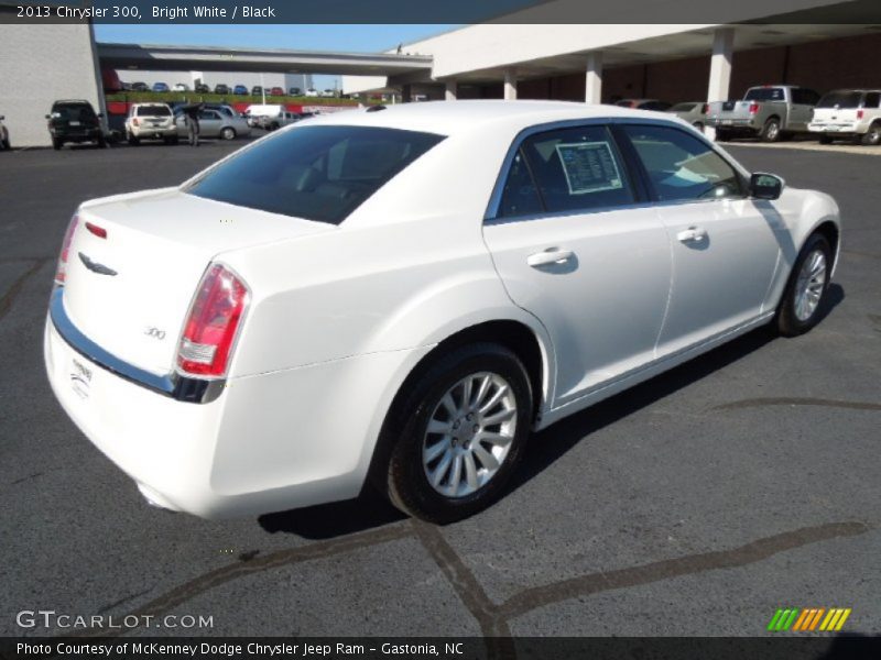 Bright White / Black 2013 Chrysler 300