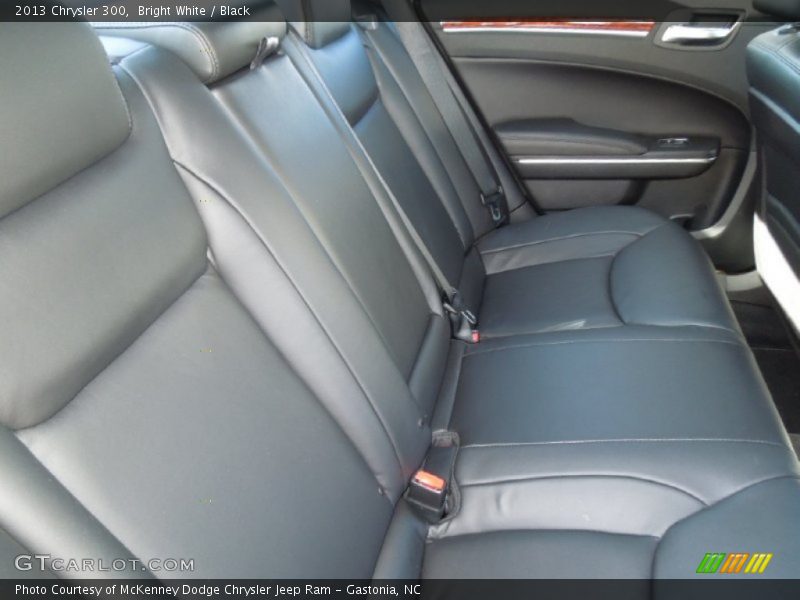Bright White / Black 2013 Chrysler 300
