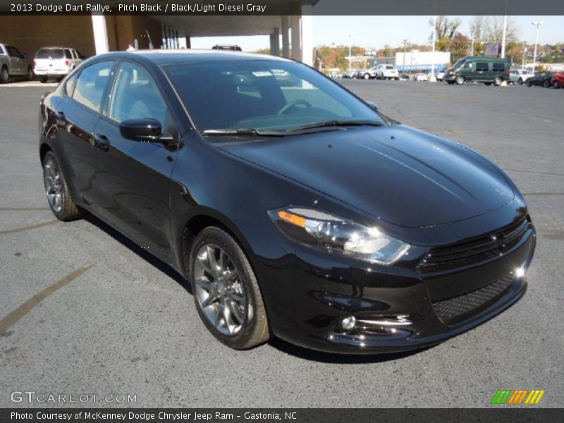 Pitch Black / Black/Light Diesel Gray 2013 Dodge Dart Rallye