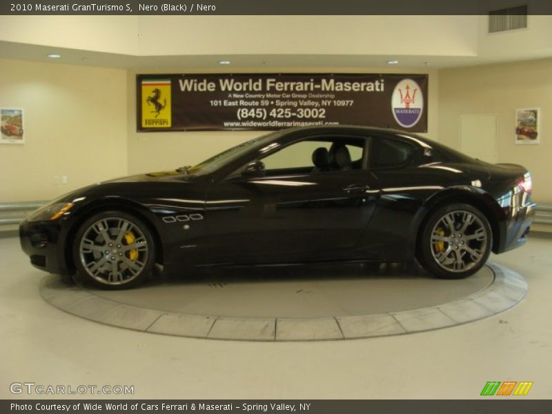 Nero (Black) / Nero 2010 Maserati GranTurismo S