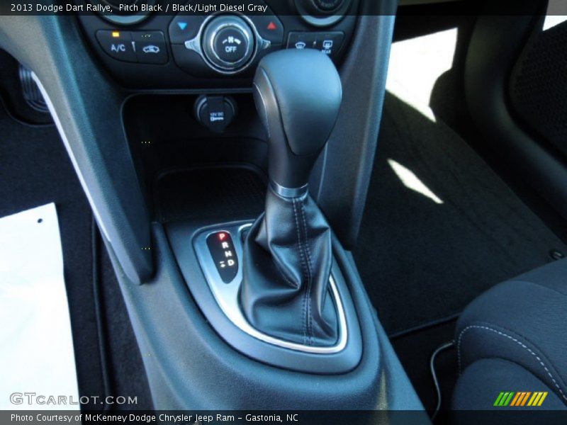 Pitch Black / Black/Light Diesel Gray 2013 Dodge Dart Rallye