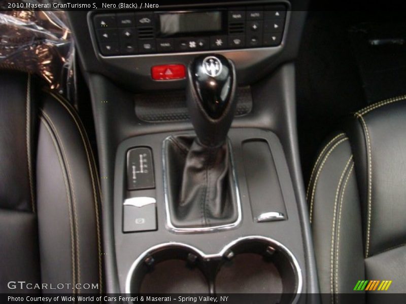 Nero (Black) / Nero 2010 Maserati GranTurismo S