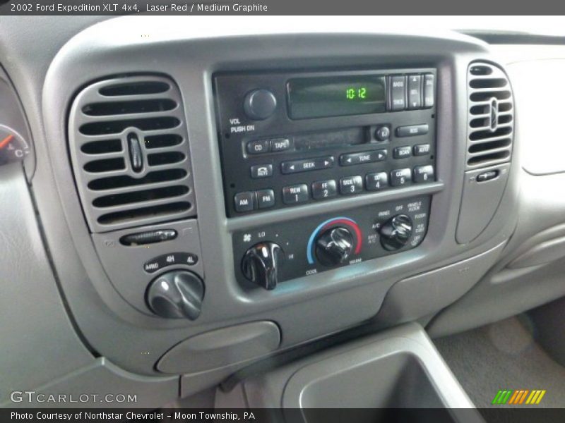 Laser Red / Medium Graphite 2002 Ford Expedition XLT 4x4