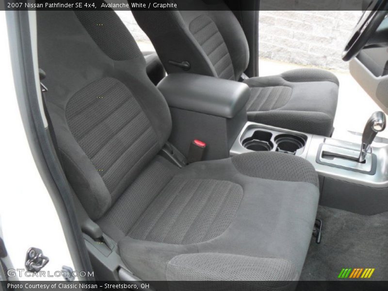 Avalanche White / Graphite 2007 Nissan Pathfinder SE 4x4