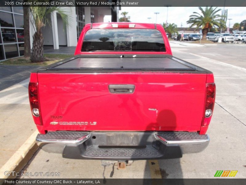 Victory Red / Medium Dark Pewter 2005 Chevrolet Colorado LS Crew Cab