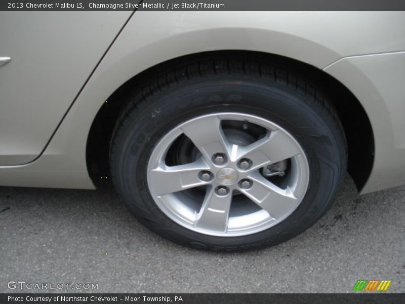Champagne Silver Metallic / Jet Black/Titanium 2013 Chevrolet Malibu LS