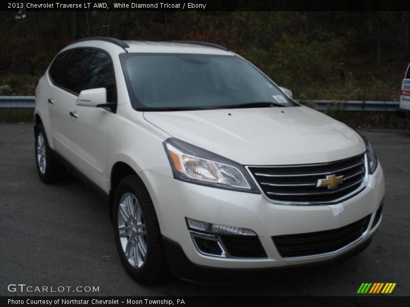 White Diamond Tricoat / Ebony 2013 Chevrolet Traverse LT AWD