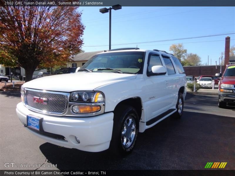 Summit White / Sandstone 2003 GMC Yukon Denali AWD