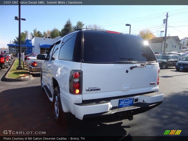 Summit White / Sandstone 2003 GMC Yukon Denali AWD