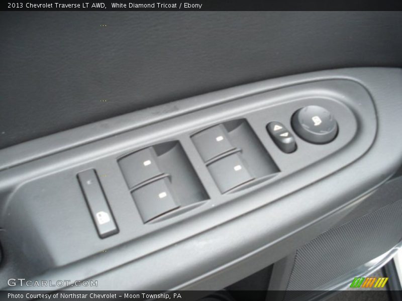 White Diamond Tricoat / Ebony 2013 Chevrolet Traverse LT AWD