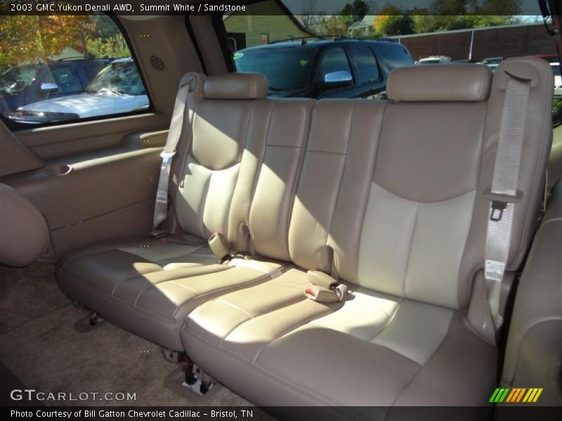 Summit White / Sandstone 2003 GMC Yukon Denali AWD